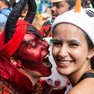 Foto: (Folionas se divertem no Bloco das Carmelitas, em Santa Teresa / Fernando Maia/Riotur)