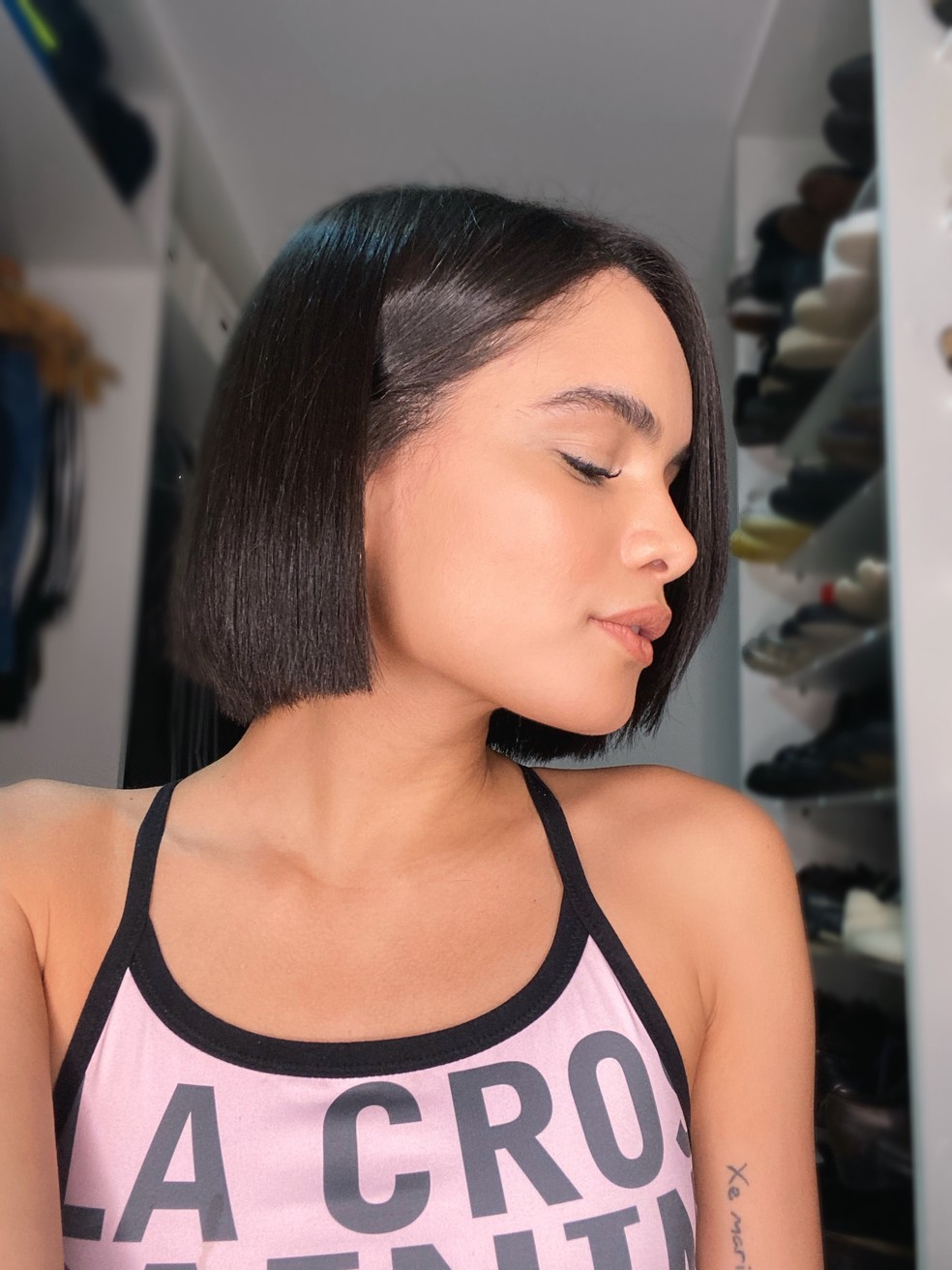 Durante a quarentena, Carol Macedo tem aproveitado para intensificar a rotina de cuidados de beleza — Foto: Arquivo Pessoal