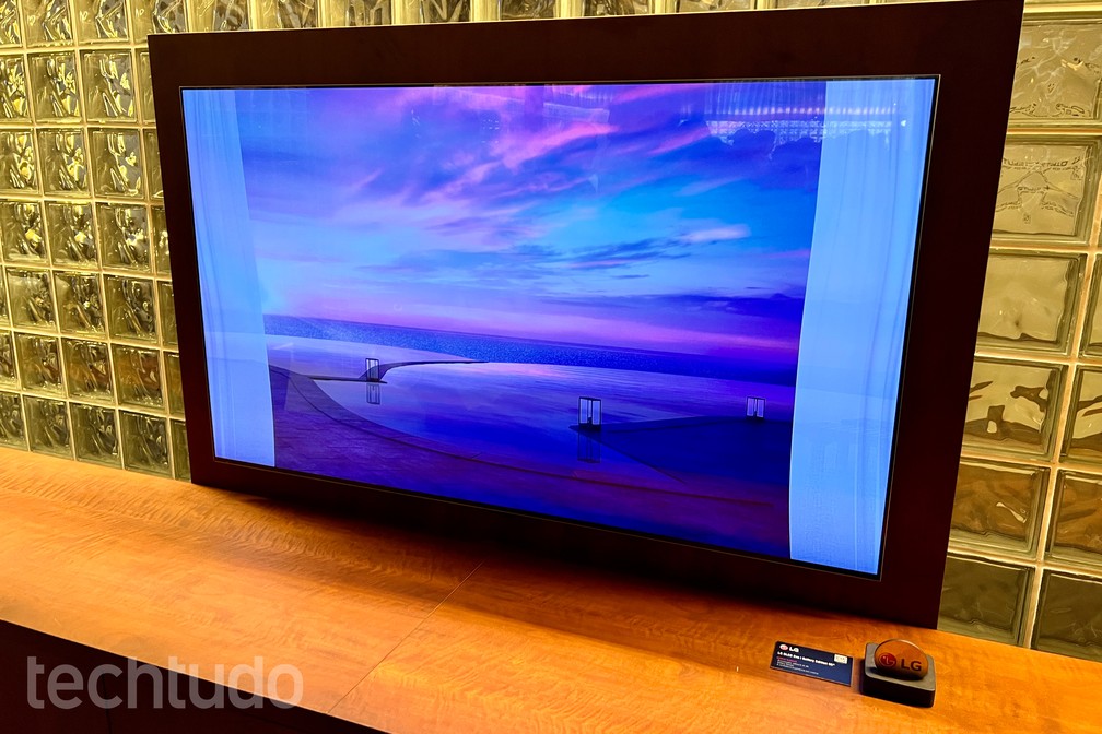 LG OLED evo G2 é a top de linha da fabricante — Foto: Rubens Achilles/TechTudo