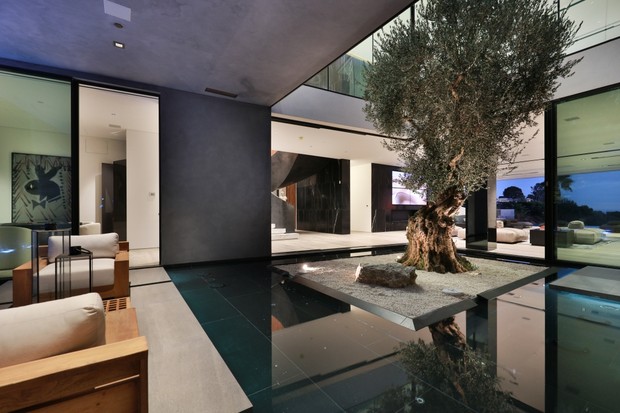 Drake se muda para mansão de R$ 365 milhões em Beverly Hills (Foto: Douglas Friedman/Compass/Divulgação)