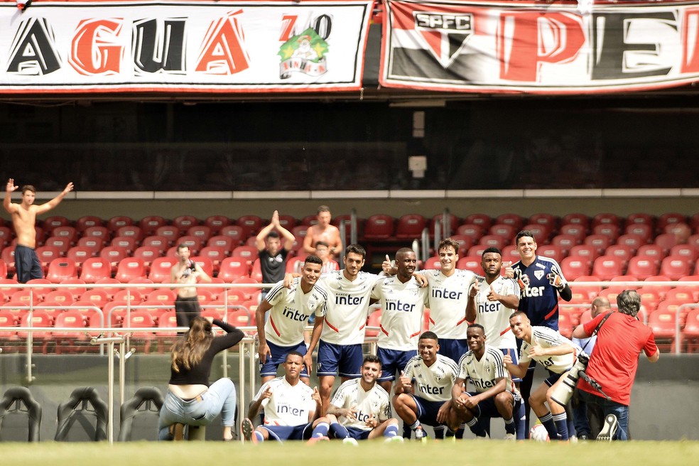 Treino aberto do São Paulo no Morumbi — Foto: Marcos Ribolli