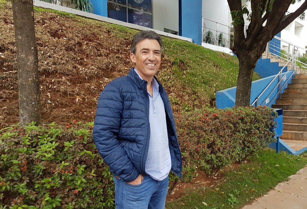 Djian ainda define situação de emprestados e confirma sondagem por Latorre