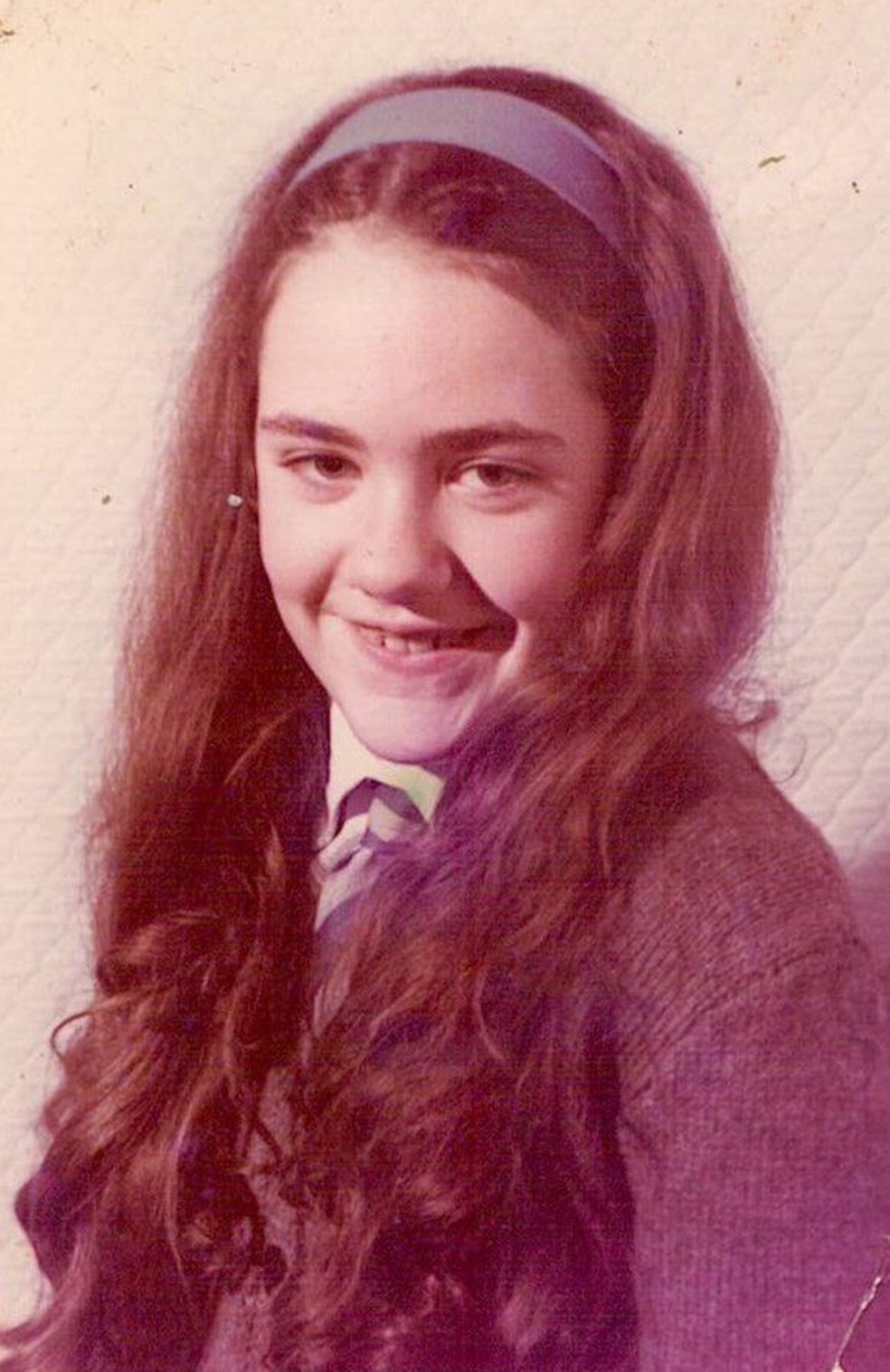 Marie McReady perdeu a voz aos 13 anos sem que os médicos conseguissem explicar a razão — Foto: Arquivo pessoal/BBC