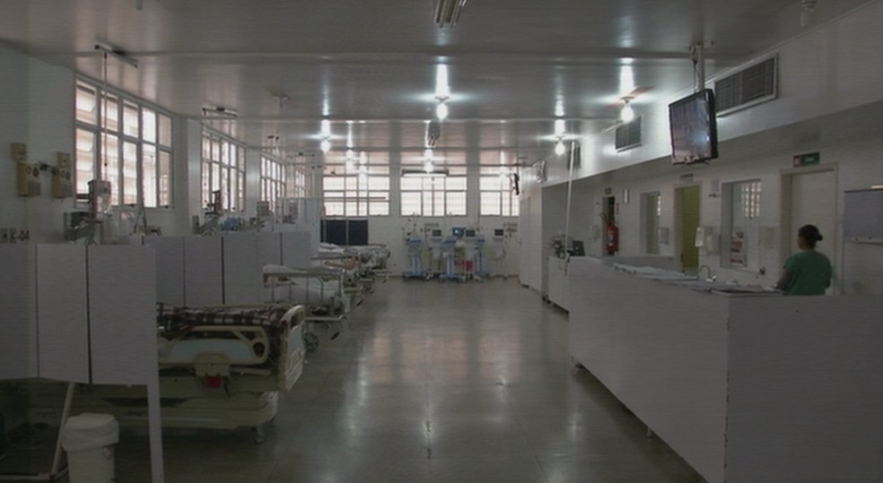 Criminosos aplicam golpe em famílias de pacientes internados na Santa Casa de Avaré (Foto: Reprodução/TV TEM)