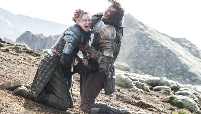 Brienne luta contra Sandor Clegane (Foto: Divulgação)
