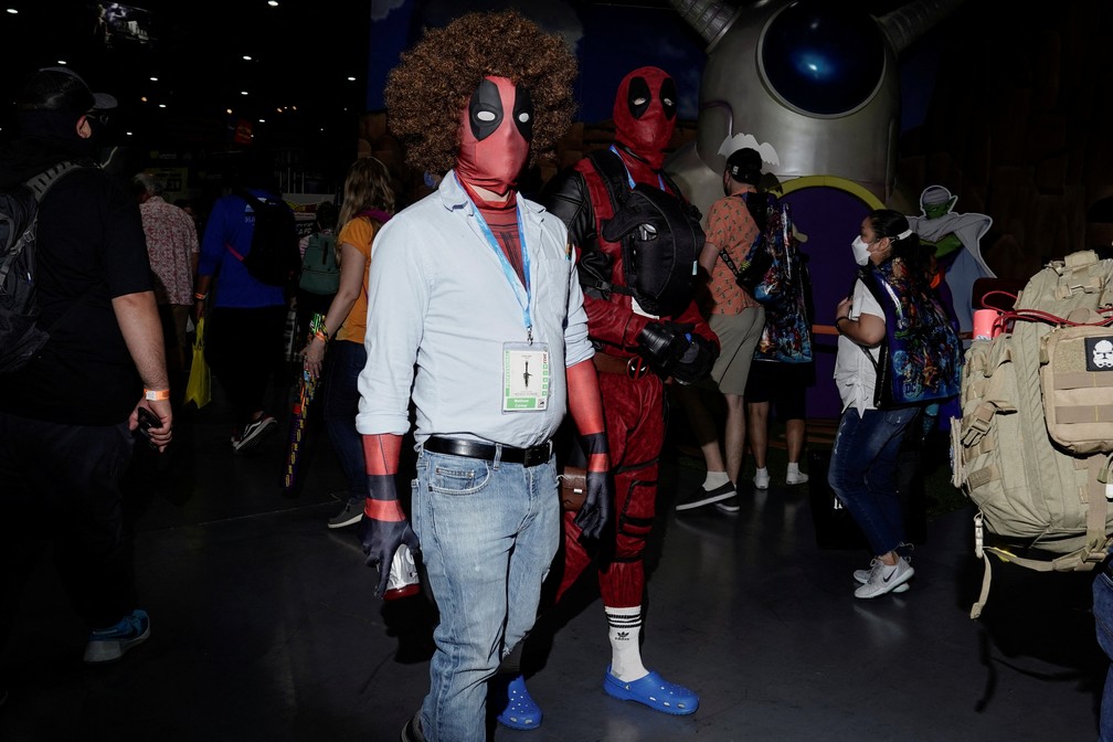Cosplayers de 'Deadpool' na Comic-Con San Diego 2022 — Foto: Reuters/Bing Guan