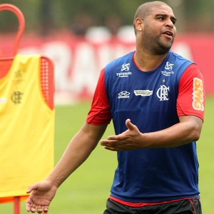 Adriano, ex-atacante do Flamengo (Foto: Maurício Val / VIPCOMM)