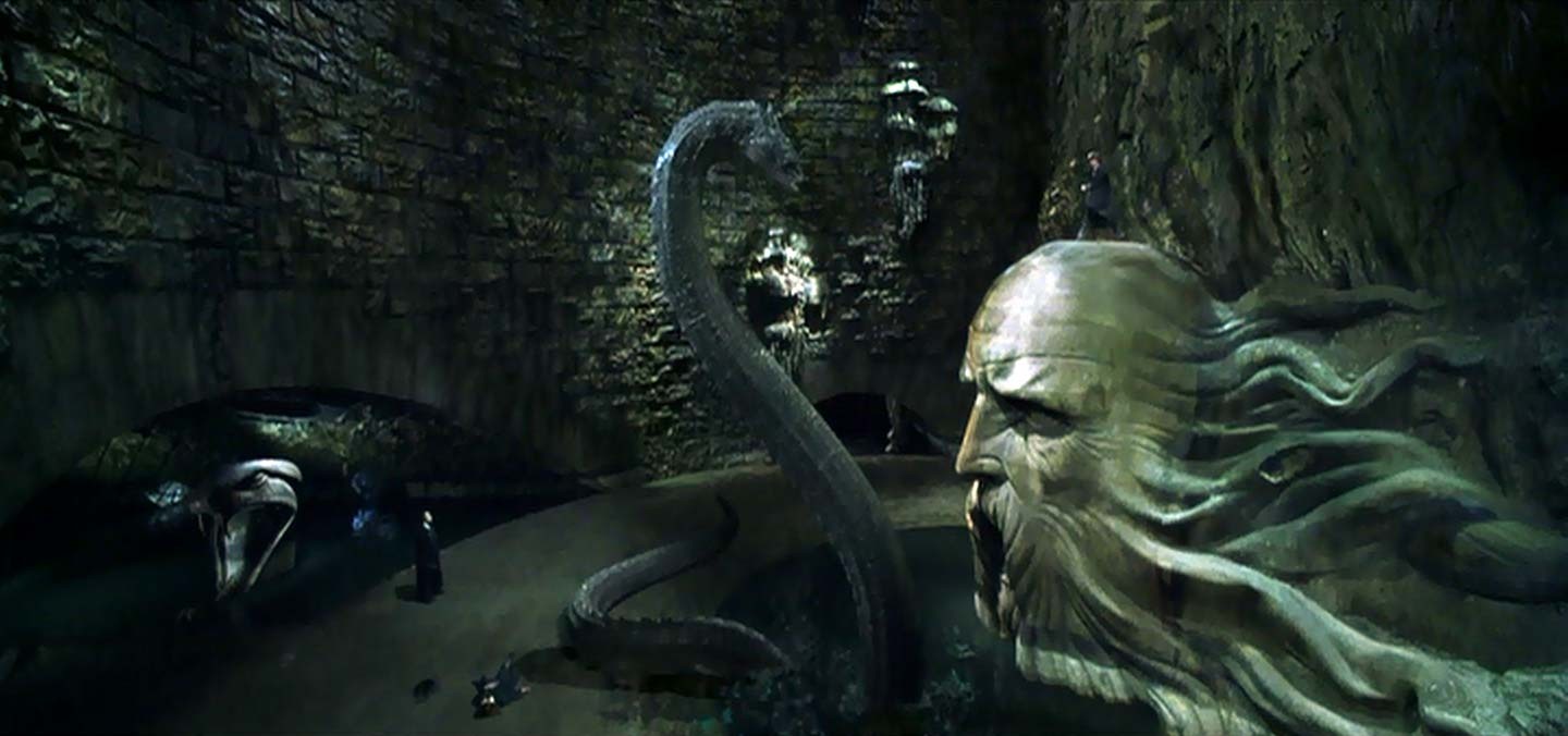 O basilisco aparece em 'Harry Potter e a Câmara Secreta' (Foto: Divulgação)