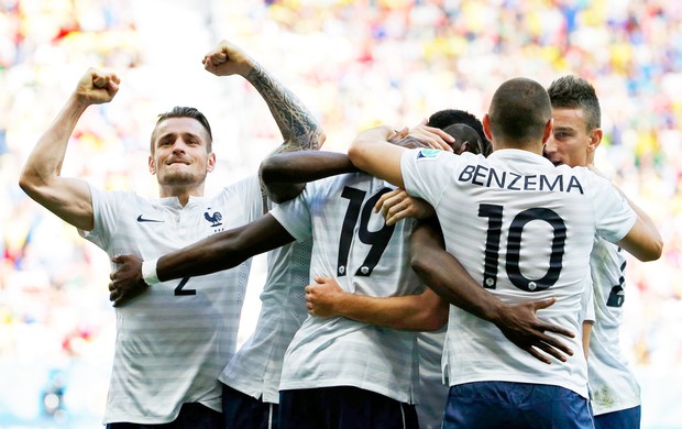 Pogba gol França x Nigéria (Foto: Reuters)