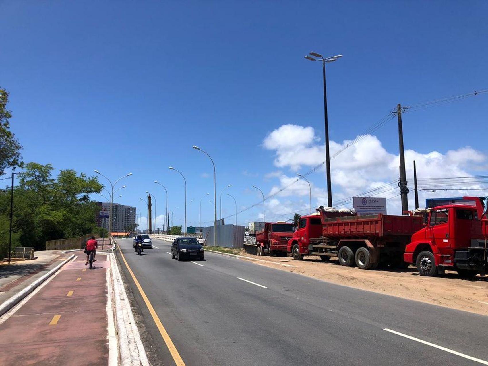 Trânsito na ponte sobre o Rio Poxim, em Aracaju, vai ficar em meia pista neste sábado