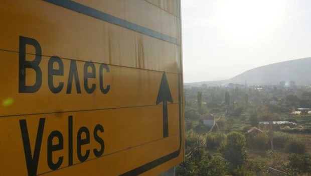 A cidade de Veles, na Macedônia do Norte, reúne uma pequena indústria de sites de notícias falsas (Foto: BBC / Robin Willows-Rough)