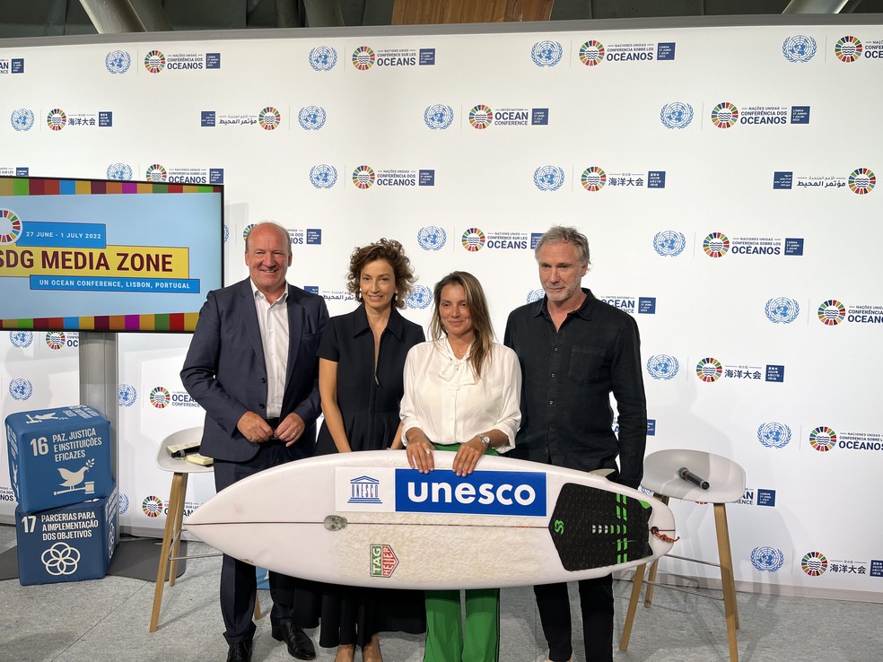 Surfista Maya Gabeira é nomeada embaixadora da Unesco para os oceanos durante conferência da ONU em Lisboa nesta segunda-feira (27) — Foto: Patrícia Figueiredo/g1