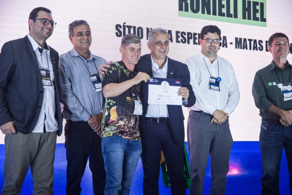 Rondonienses levam prêmios do Coffee Of The Year 2022 — Foto: Armando Junior