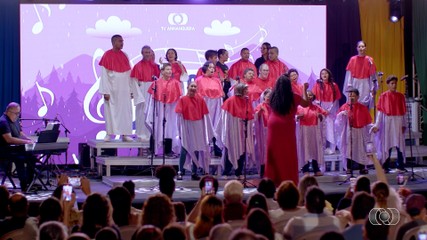 Veja apresentações dos corais Tons e Vozes, Vozes Especiais da Apae e Ulbra Palmas