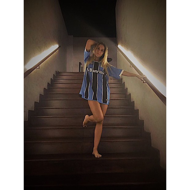 Carolina Portaluppi em foto no Instagram (Foto: reprodução/Instagram)