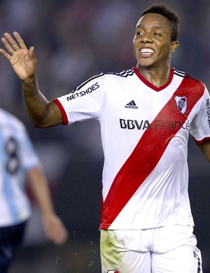 Carlos Carbonero jogador do River Plate (Foto: AFP)