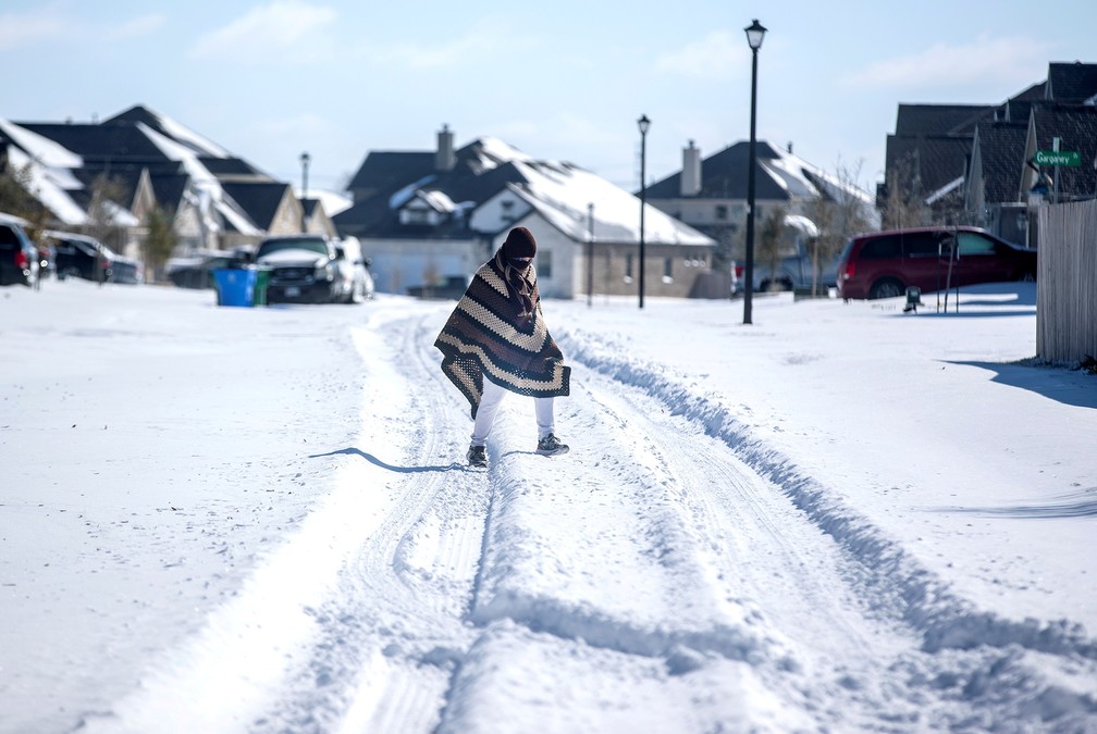 Imagem da cidade de Pflugerville, no Texas, em 16 de fevereiro de 2021 — Foto:  Bronte Wittpenn/Reuters