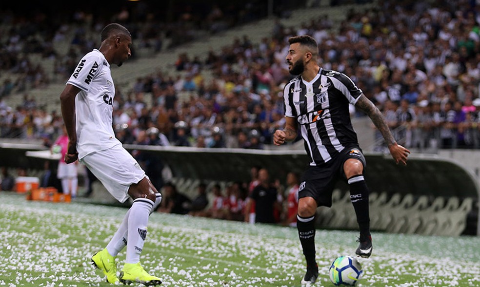 Cruzeiro tem interesse em João Lucas, lateral-esquerdo do ...