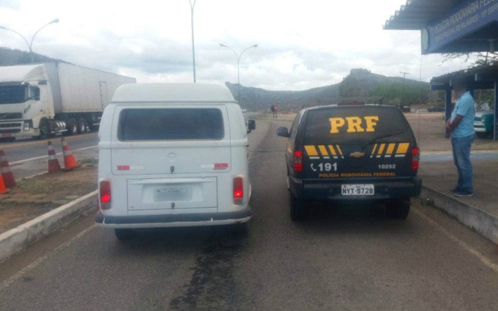 Vereador é preso suspeito de transportar eleitores em 
