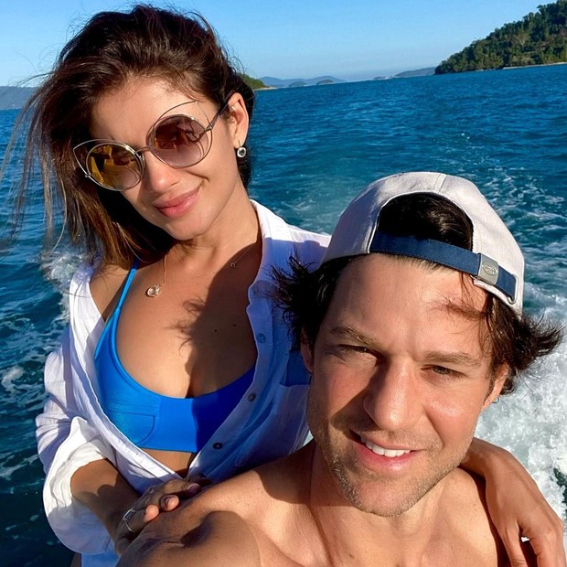 Paula Fernandes e Rony Cecconello (Foto: Reprodução/Instagram)