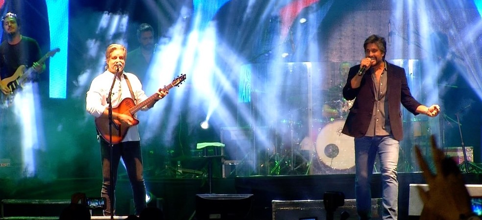 Vitor e Léo animaram o público no Festival de Taquaruçu (Foto: Reprodução/TV Anhanguera)