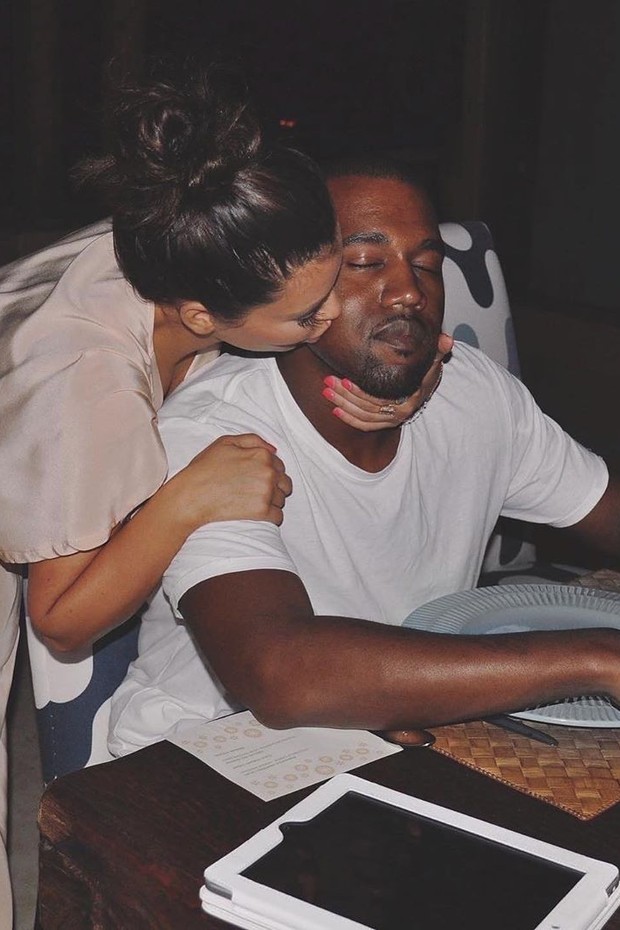 Kim Kardashian se declara para Kanye West (Foto: Reprodução/Instagram)
