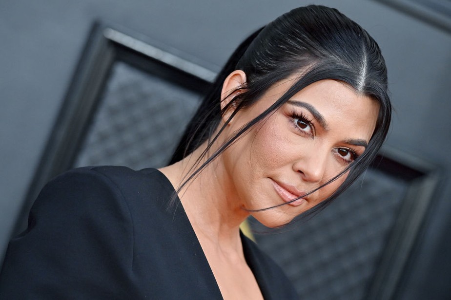 Kourtney Kardashian aposta no corte 'The Rachel': tudo sobre o estilo nostálgico que está de volta