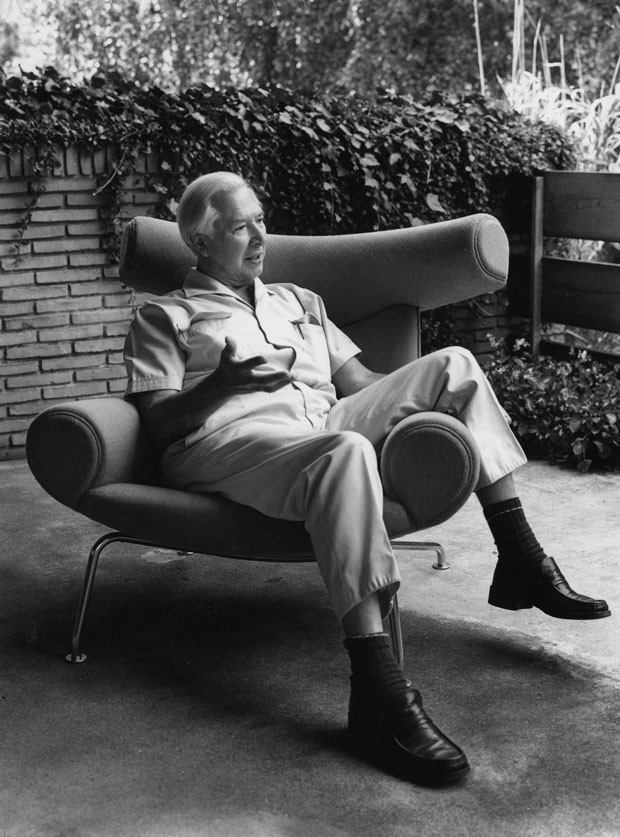 Hans Wegner na AP46 Ox Chair, 1960 (Foto: Divulgação)