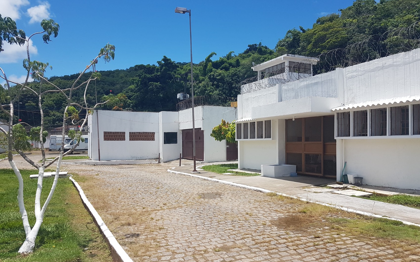 Foragido de presídio há seis dias, homem é preso suspeito de assalto no sul da Bahia