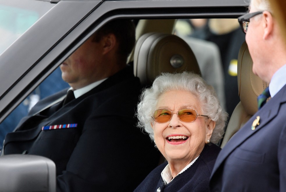 Rainha Elizabeth durante evento de cavalos próximo ao Palácio oficial da Família Real — Foto: Toby Melville/REUTERS