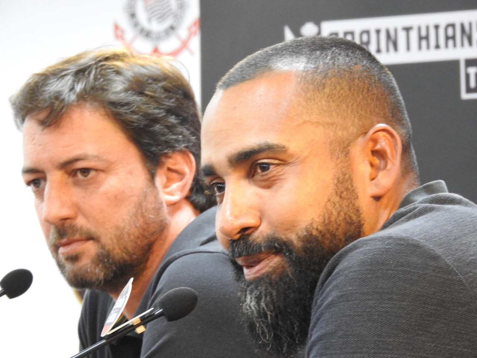 ENTREVISTA: Coelho, o interino que quer garantir a Libertadores ao TIMÃO