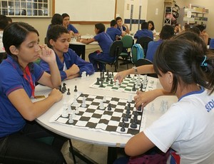 De xadrez à Free Fire, alunos de escolas estaduais do AM promovem jogos  interclasses on-line; participe - Portal Amazônia