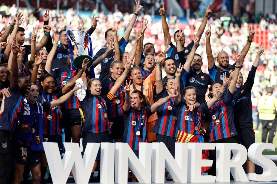 Barcelona venceu o Wolfsburg de virada e conquistou o bi da Champions