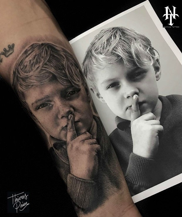Pais que tatuaram os filhos (Foto: Reprodução/Instagram)