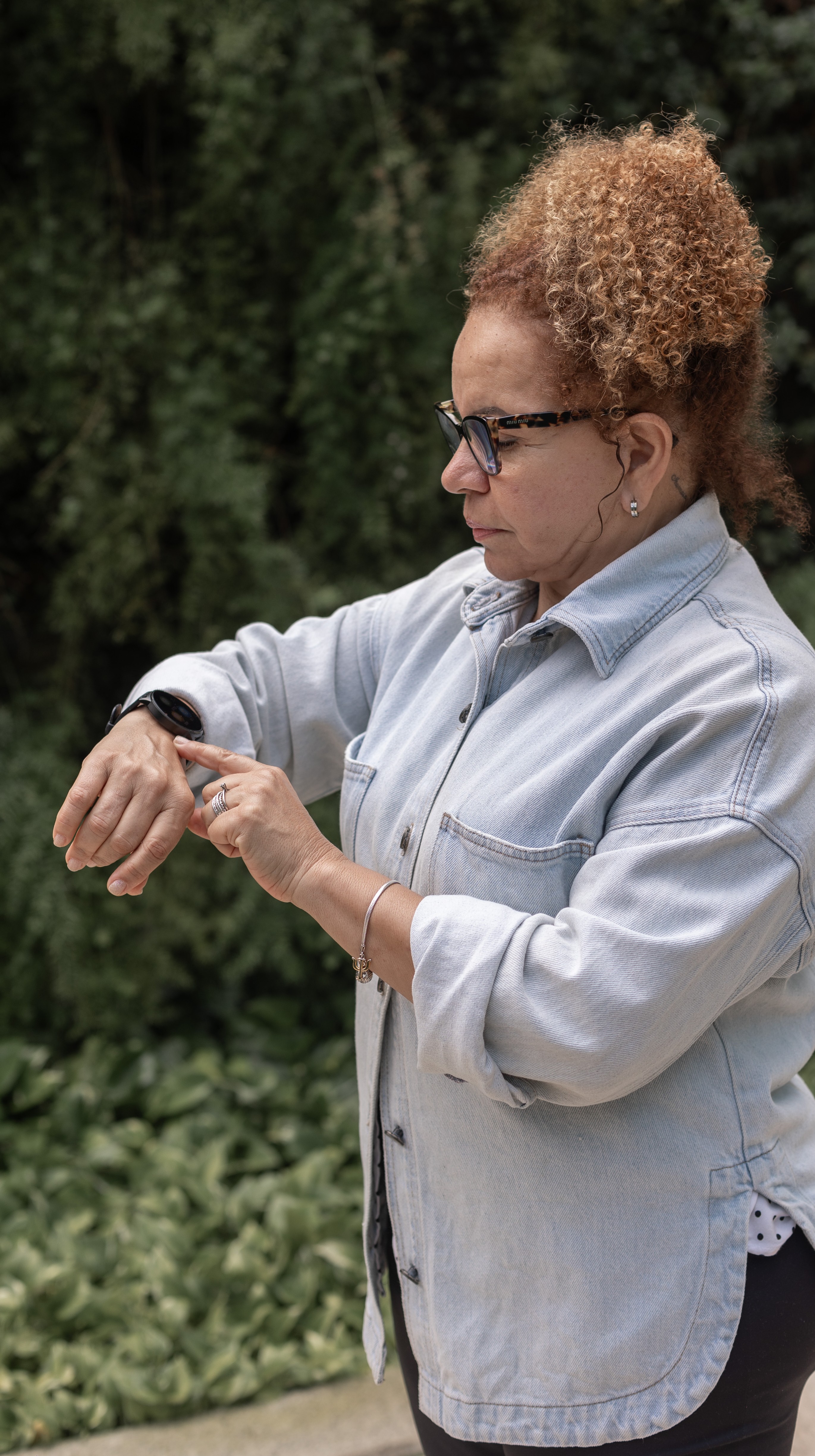 Monitore a pressão e o bem-estar com esses 6 smartwatches