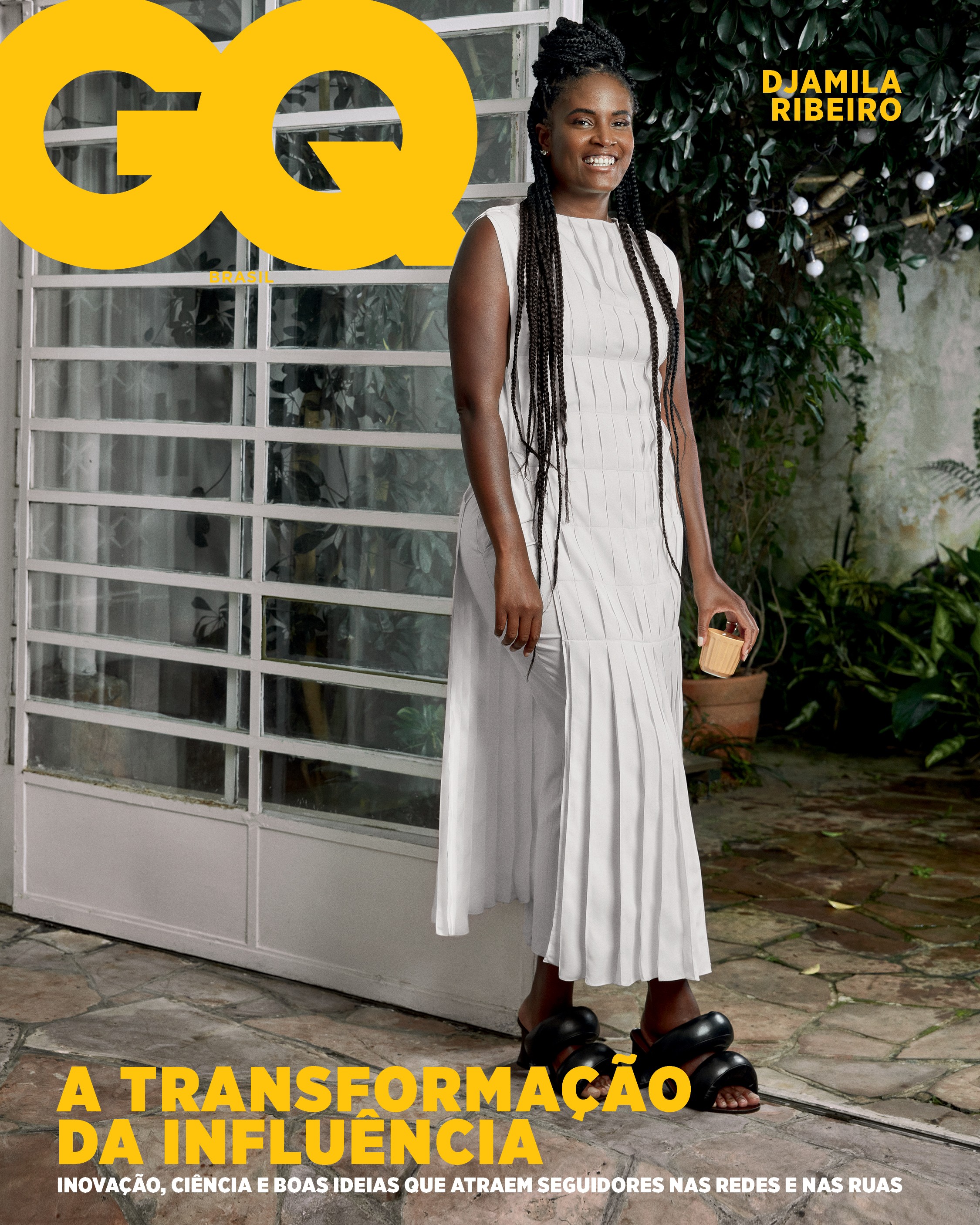 Djamila Ribeiro, capa da GQ Fevereiro, veste vestido Rocio Canvas, calça Hugo Boss, sandálias Room, brincos H. Stern (Foto: Fotógrafo: Paulo Vitale (@paulovitale) | Edição de moda: Thiago Ferraz (@thico) )