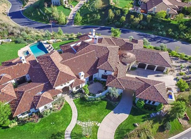 Britney Spears vende mansão de 5 quartos e 8 banheiros por R$ 21 milhões - Quem | Casa dos Famosos