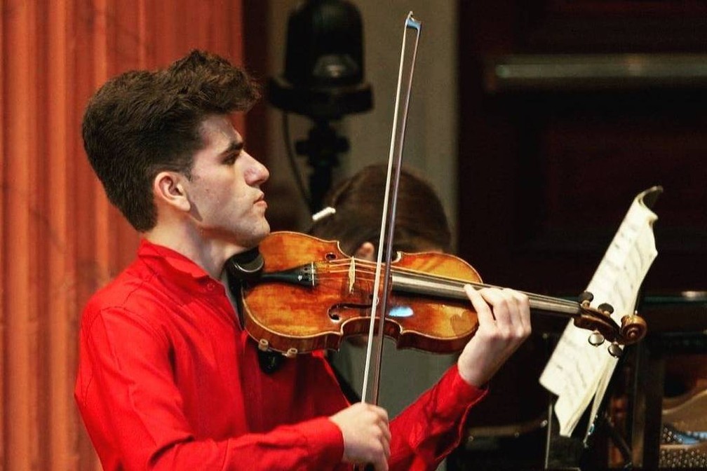 O violinista Guido Sant'Anna — Foto: Reprodução/YouTube