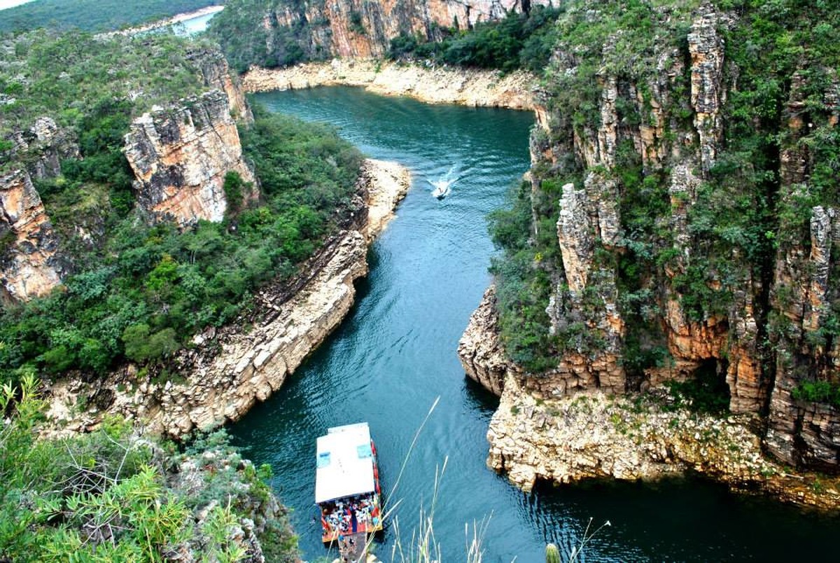 Capitólio e Parque da Serra da Canastra são destinos para ...