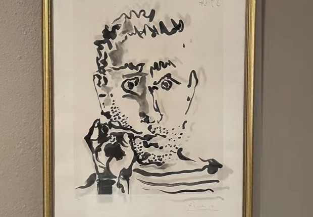 Rascunho de Picasso queimado pelo Coletivo Unique One para se tornar NFT (Foto: Reprodução/YouTube)