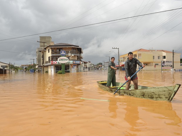 G1 Barra Velha Tem Cerca De Cinco Mil Desalojados Por Causa Da Chuva