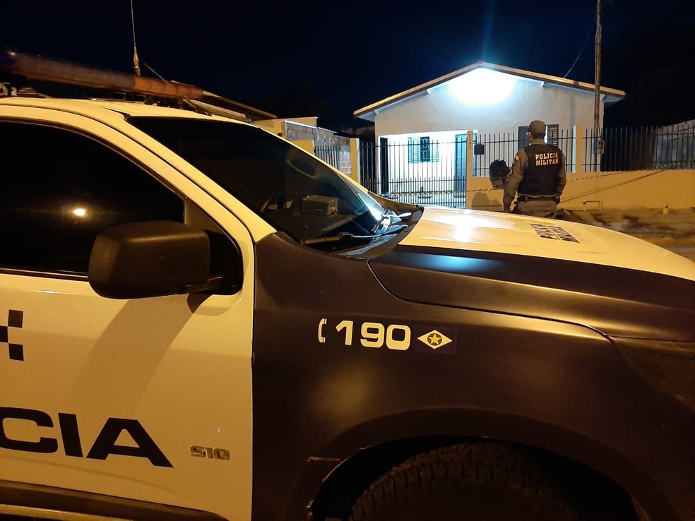 Três homens morreram e dois ficaram feridos em uma chacina na madrugada desta sexta-feira (17) em um alojamento em Barra do Bugres — Foto: Barra Online
