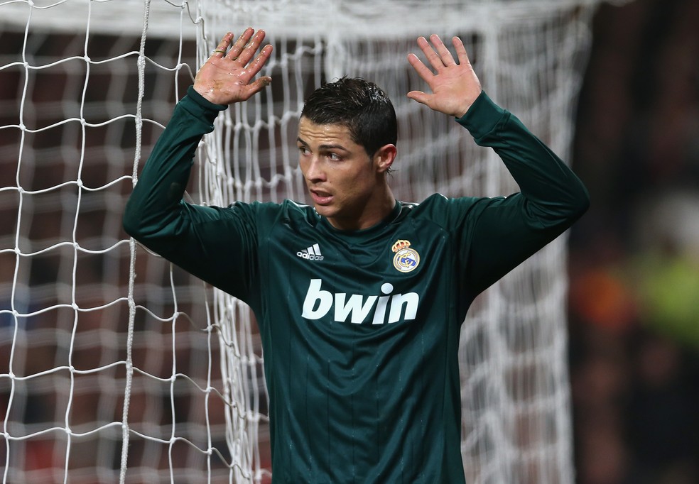 Cristiano Ronaldo nÃ£o quis comemorar o gol marcado sobre o Manchester United em visita ao Old Trafford em 2013 â€” Foto: Getty Images