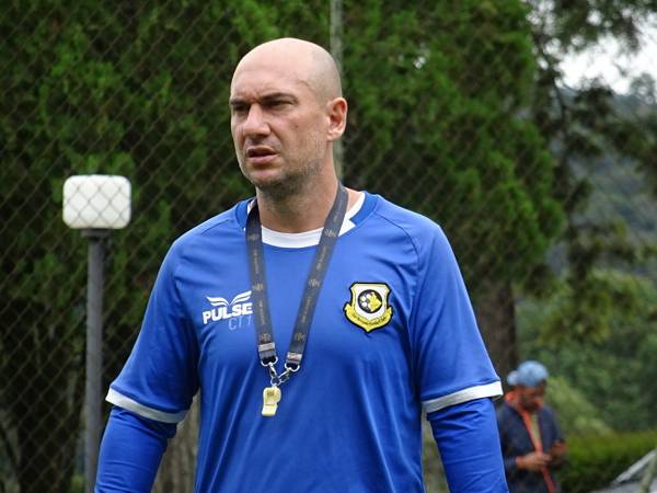 Oferta do Corinthians revelada por Zanardi: trabalho defendido com profissionalismo