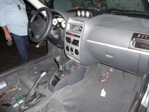 Carros podem ser totalmente desmanchados em até 10 minutos, diz delegado (Foto: Divulgação/Polícia Civil)