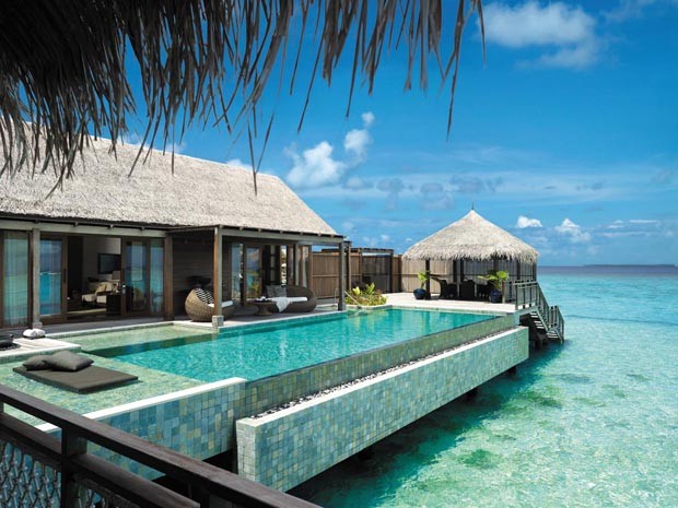 Alessandra Ambrosio se hospeda em hotel de luxo nas Maldivas (Foto: Divulgação)