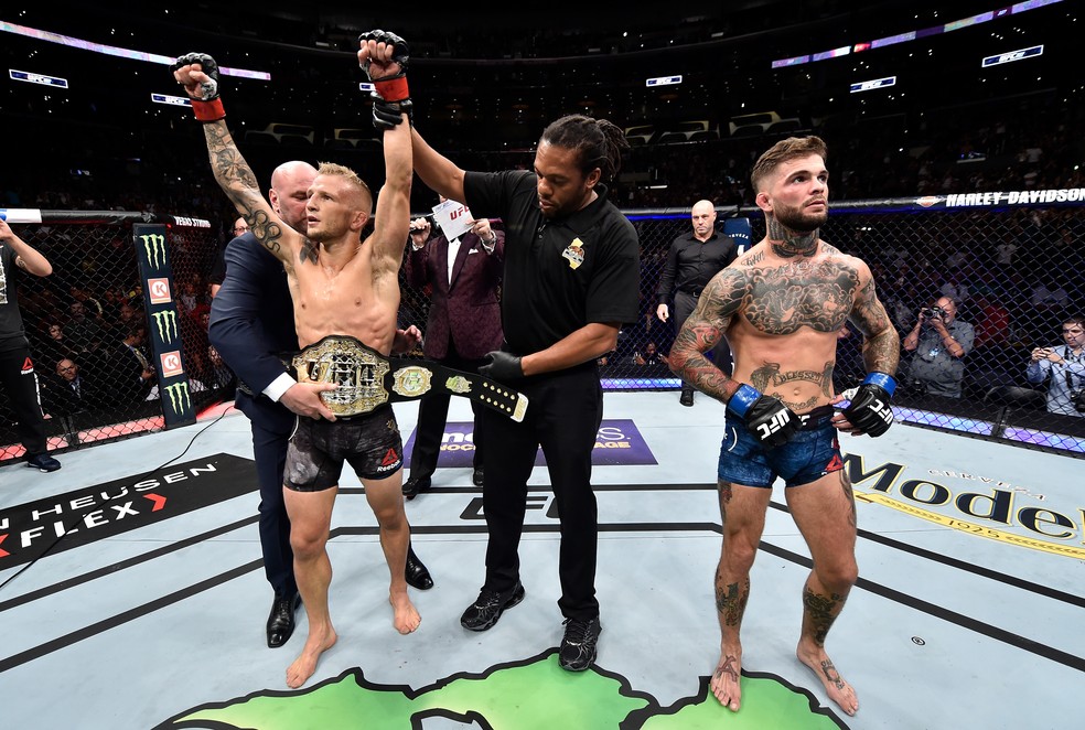 TJ Dillashaw e Cody Garbrandt: "No Love" perdeu duas seguidas para o rival (Foto: Getty Images)