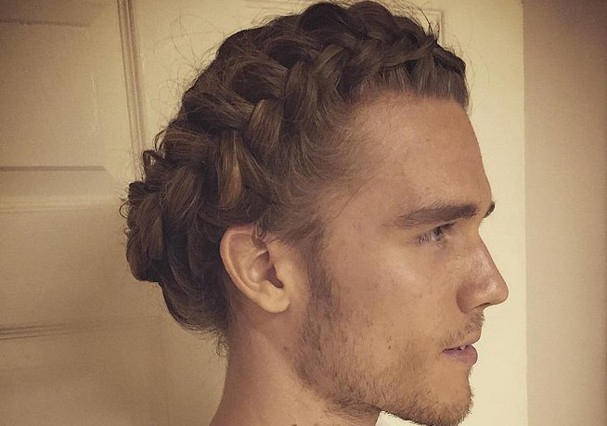 Tendência? Homens de trança no cabelo são hit no Instagram | Cabelo |  Glamour