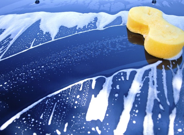 lavar o carro sem gastar água deca projeto casa e jardim se importa (Foto: Thinkstock)