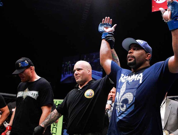 joshbarnettxdanielcormier_div-showtime10